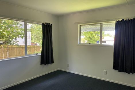 Photo of property in 28 Bellringer Road, Massey, Auckland, 0614