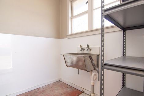 Photo of property in 10 Thames Street, Roslyn, Palmerston North, 4414