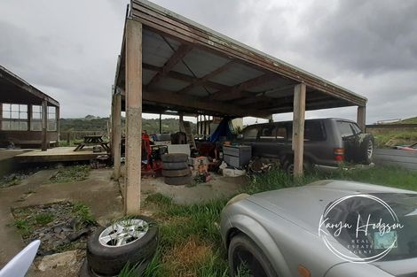 Photo of property in 184 Paparoa Station Road, Paparoa, 0571