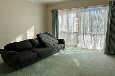 Photo of property in 10 Brosna Place, East Tamaki, Auckland, 2016