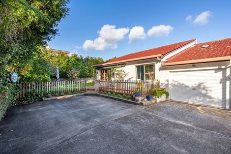 Photo of property in 2/47 Stredwick Drive, Torbay, Auckland, 0630