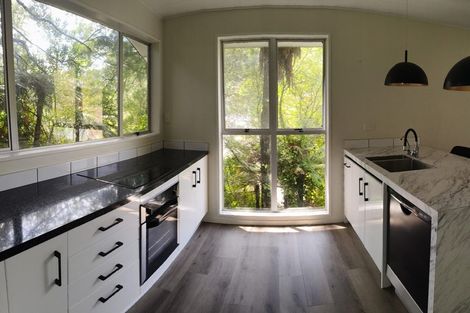 Photo of property in 2/462 Stokes Valley Road, Stokes Valley, Lower Hutt, 5019