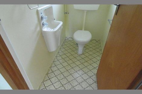 Photo of property in 6/26 Rangatira Road, Birkenhead, Auckland, 0626