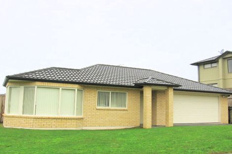 Photo of property in 4 Thomas Hamer Place, Greenhithe, Auckland, 0632