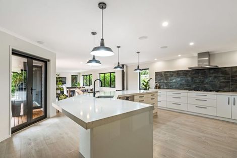 Photo of property in 33 Tesoro Way, Parahaki, Whangarei, 0112