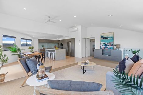 Photo of property in 1008a Papamoa Beach Road, Papamoa Beach, Papamoa, 3118
