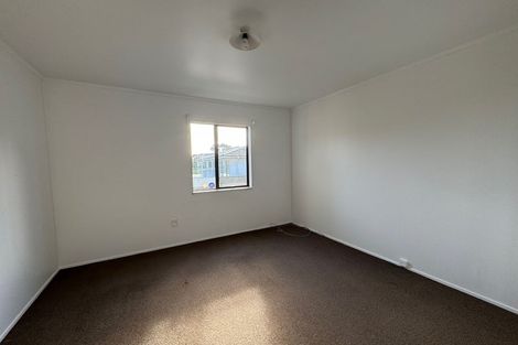 Photo of property in 18 Pemberton Avenue, Bayview, Auckland, 0629