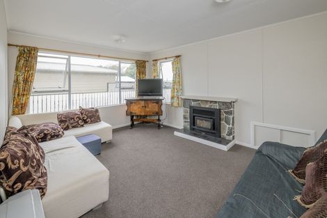 Photo of property in 19 Stirling Street, Levin, 5510