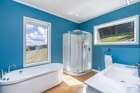 Photo of property in 186 Gervin Road, Wainui, Silverdale, 0992