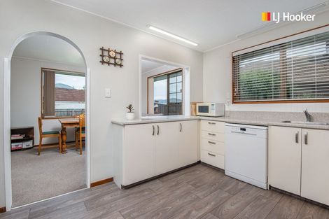 Photo of property in 16 Wickliffe Street, Mosgiel, 9024