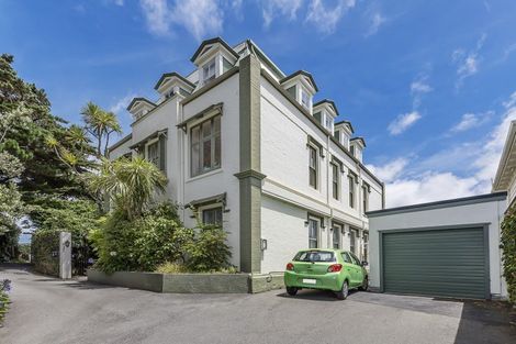Photo of property in 16b Hadfield Terrace, Kelburn, Wellington, 6012