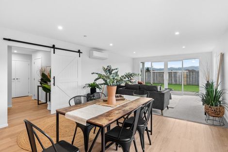 Photo of property in 21 Hereford Drive, Carterton, 5713