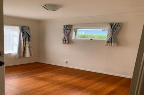 Photo of property in 1/44 College Road, Northcote, Auckland, 0627