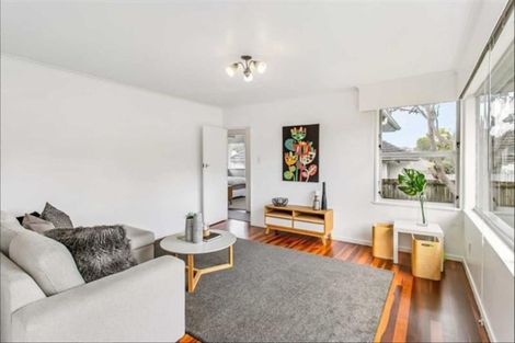 Photo of property in 1/29 Woodside Road, Massey, Auckland, 0614