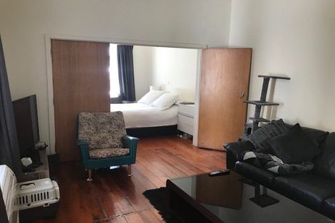 Photo of property in 55 Scarborough Terrace, Mount Victoria, Wellington, 6011