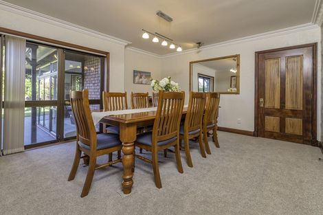 Photo of property in 71 St Annes Crescent, Wattle Downs, Auckland, 2103