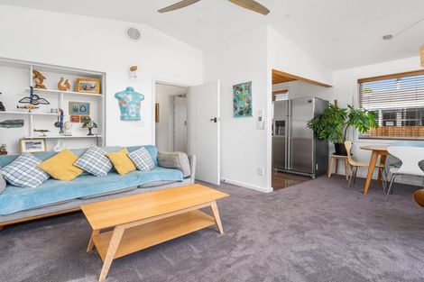 Photo of property in 71 Main Road, Redcliffs, Christchurch, 8081