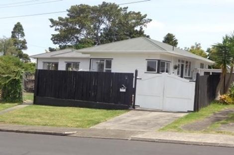 Photo of property in 1/29 Tahi Terrace, Glen Eden, Auckland, 0602