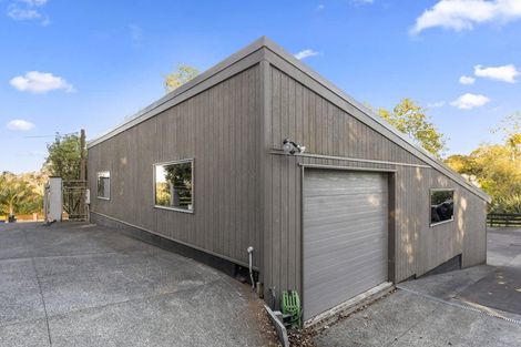 Photo of property in 97 Shaw Road, Oratia, Auckland, 0604