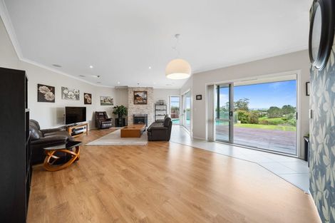 Photo of property in 91 Kaipara Road, Papakura, 2582
