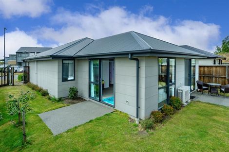 Photo of property in 17 Eric Melrose Lane, Halswell, Christchurch, 8025