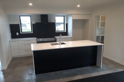 Photo of property in 6 Emily Place, Rolleston, 7615