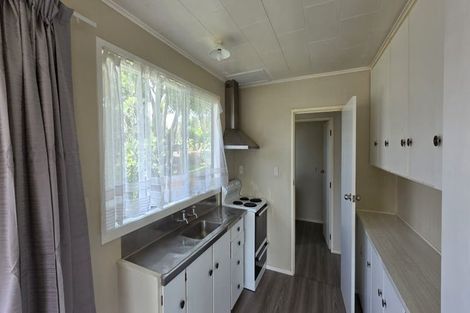 Photo of property in 13 Parris Street, Moturoa, New Plymouth, 4310