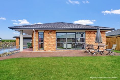 Photo of property in 5 Gilligan Close, College Estate, Whanganui, 4500