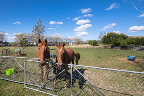 Photo of property in 10 Eyre Road, Linton, Palmerston North, 4472
