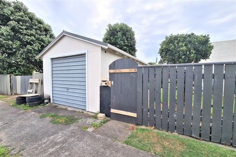 Photo of property in 138 Tasman Street, Opunake, 4616