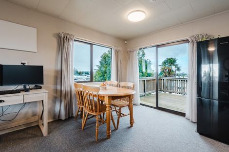 Photo of property in 28 Pringle Place, Nawton, Hamilton, 3200