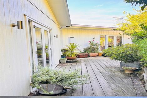 Photo of property in Long Cottage Gallery, 145 Iona Road, Havelock North, 4130