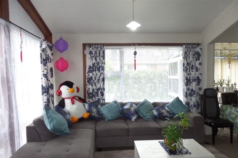 Photo of property in 4 Dunluce Place, Hornby, Christchurch, 8042