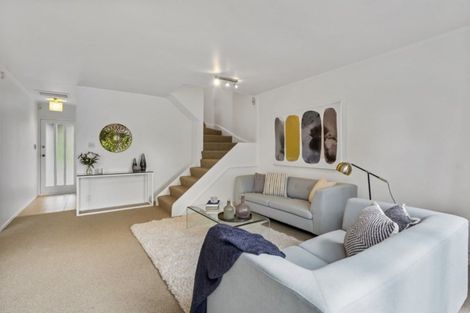 Photo of property in 4/59 Rangatira Road, Beach Haven, Auckland, 0626