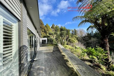 Photo of property in 224 Awai Road, Tarurutangi, New Plymouth, 4372