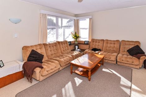 Photo of property in 14 Tatariki Street, Rosehill, Papakura, 2113