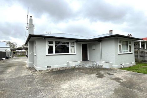 Photo of property in 35 Ranfurly Street, Hokowhitu, Palmerston North, 4410