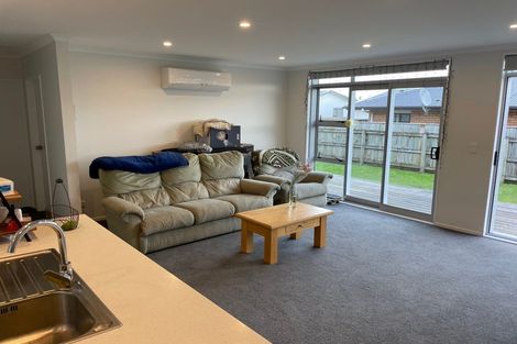 Photo of property in 992a Tremaine Avenue, Roslyn, Palmerston North, 4414