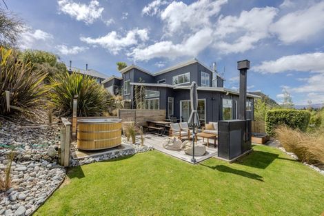 Photo of property in 17 Hillview Place, Wanaka, 9305