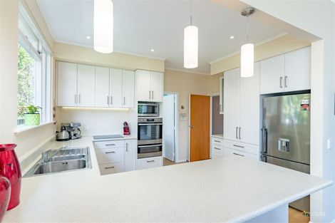 Photo of property in 43 Wai-iti Crescent, Woburn, Lower Hutt, 5010