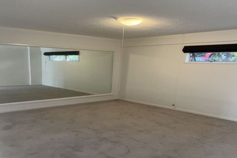 Photo of property in 2/36 Saddleback Rise, Murrays Bay, Auckland, 0630