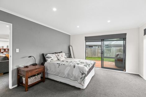 Photo of property in 18 Dee Street, Otane, 4202