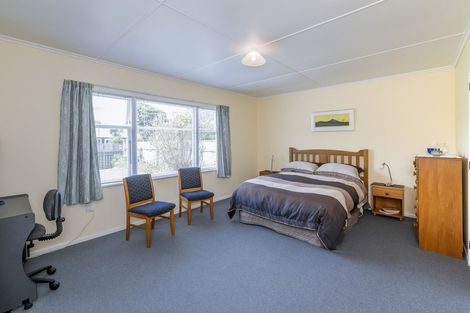 Photo of property in 15 The Avenue, Otaki Beach, Otaki, 5512
