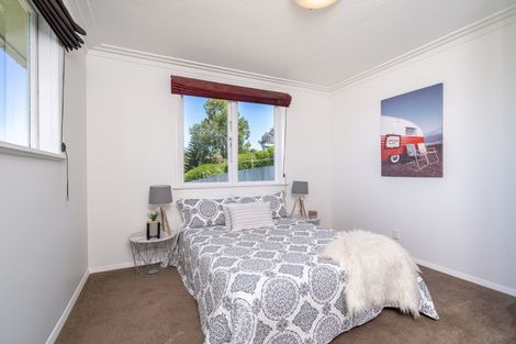 Photo of property in 27 Hanlon Street, Halfway Bush, Dunedin, 9010