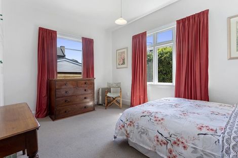 Photo of property in 11 Clissold Street, Merivale, Christchurch, 8014