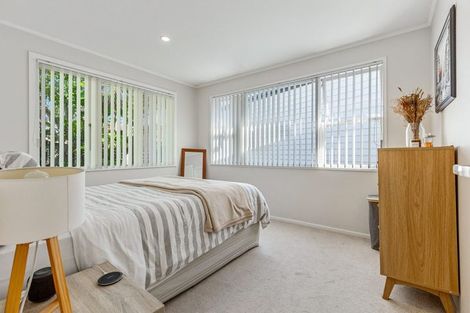 Photo of property in 39 Keegan Drive, Massey, Auckland, 0614