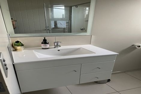 Photo of property in 39b Matipo Street, Riccarton, Christchurch, 8041