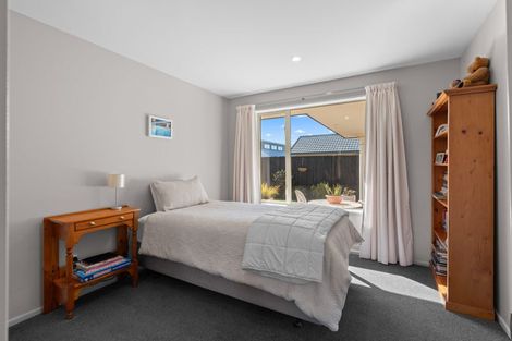 Photo of property in 22 Burbank Drive, Aidanfield, Christchurch, 8025