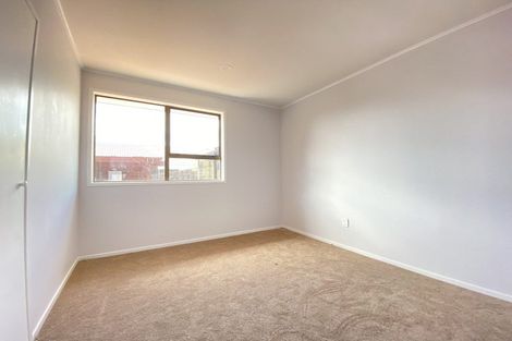 Photo of property in 71 Kennedy Avenue, Forrest Hill, Auckland, 0620