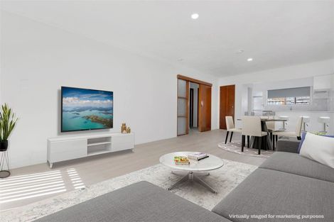 Photo of property in 4/215 Shirley Road, Papatoetoe, Auckland, 2025